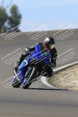 media/Sep-21-2025-TrackDaz (Sun) [[277c75b276]]/B Group/1220pm (Turn 2)/